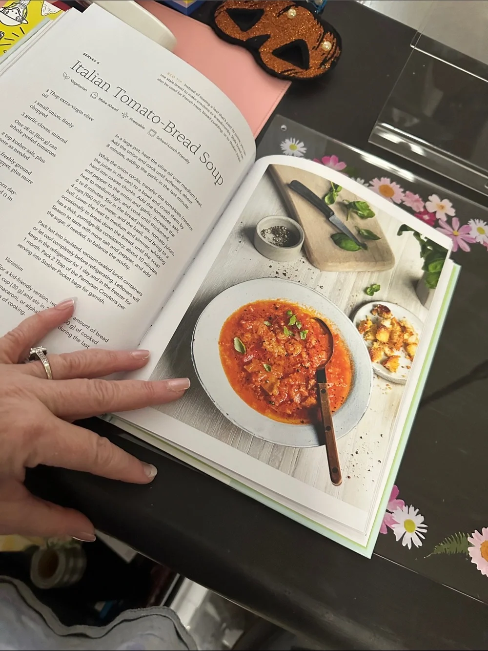 Hard cover Let’s Fix Lunch cookbook. NWT